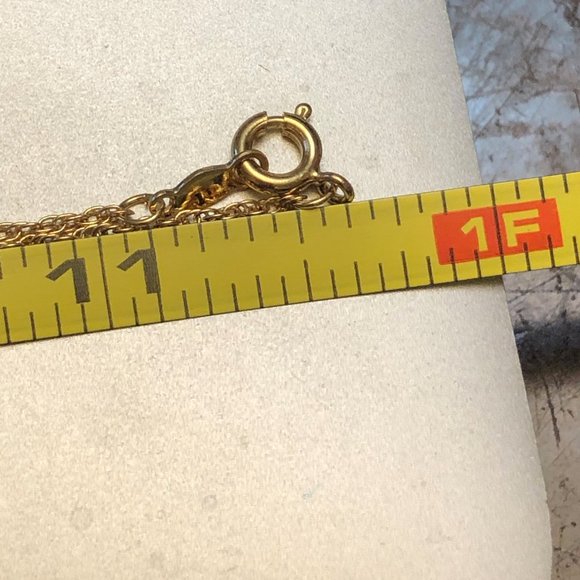 Kelly Waters Gold finish locket and chain. NIB - Picture 6 of 7